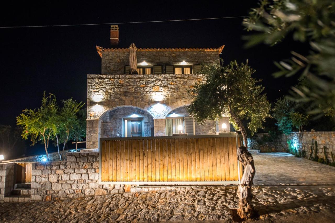 Villa Dosona Mani Riglia Bagian luar foto