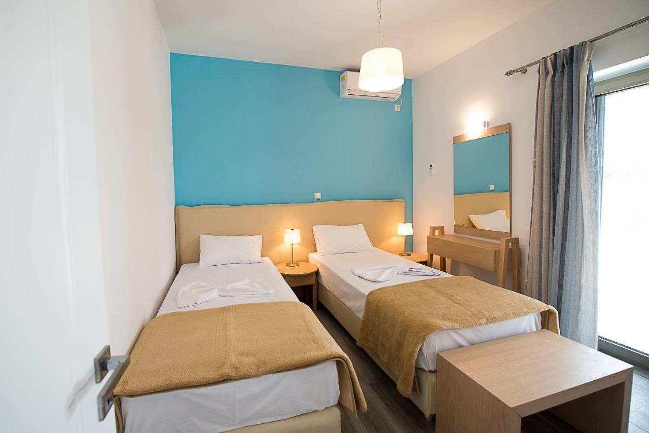 Villa Dosona Mani Riglia Bagian luar foto